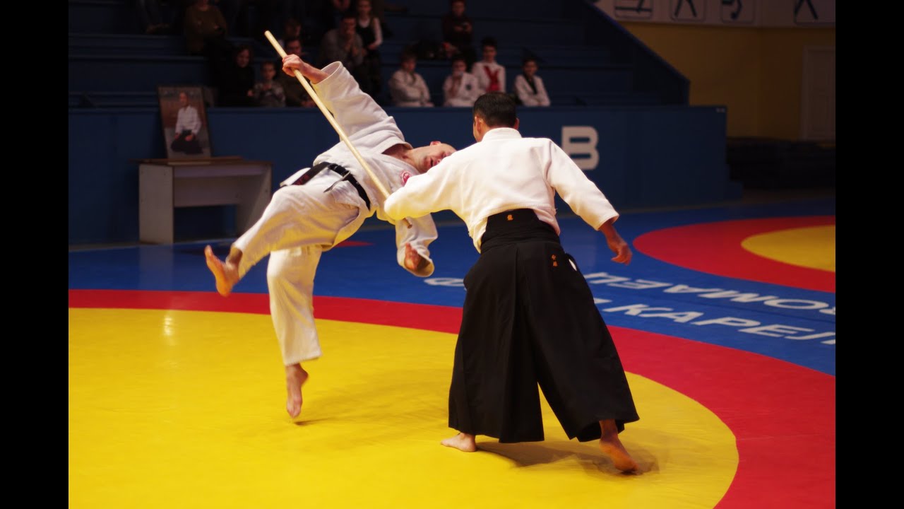 Ando Tsuneo (8 dan Yoshinkan Aikido).Hidden Aikido details