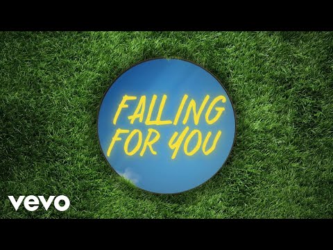 Niko Moon - FALLING FOR YOU (Lyric Video)