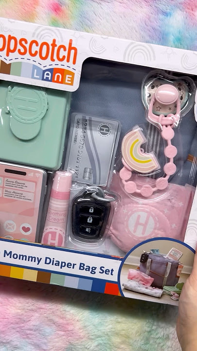 Opening the Day with Mommy Diaper Bag set! I love it! 👜👶🏼@Walmart @FUNfluential