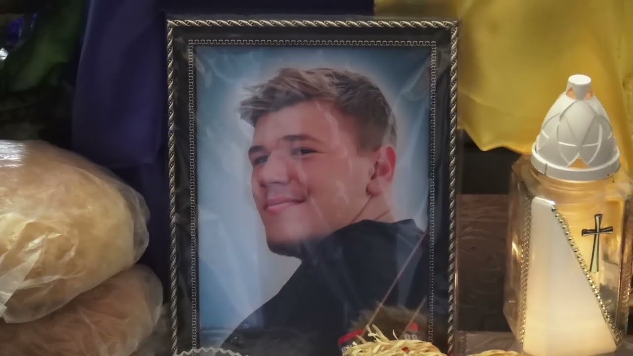 06.11.2025 м. Долина. Похорон загиблого Героя України Владислава Торка.