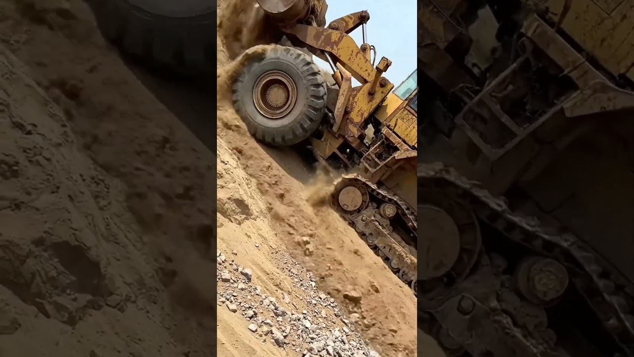 Massive Dump Truck & Excavator Conquer Extreme Slopes! 🏗️ Heavy Machinery Action