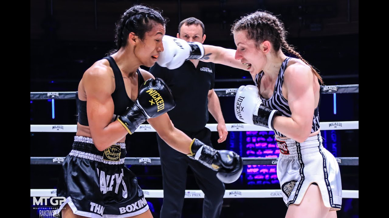 Elena Cresci vs Rhi Rhi Hudson