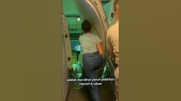Pramugari ini punya kekuatan yang luar biasa!