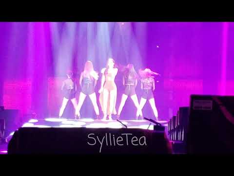 190424 - Solo - Jennie Solo Stage - Blackpink In Chicago 2019