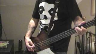 Danko Jones,Suicide Woman Bass Cover