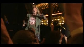 Vince Neil (Live) - Kickstart My Heart - Fremont Street - Las Vegas 5/26/12