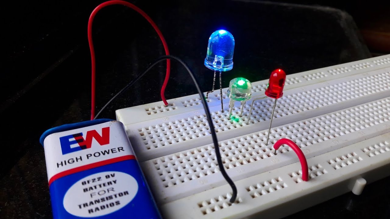 Led connect. ESR со светодиодным индикатором. Крутые штуки для Breadboard. PNP led Breadboard. Led connection.