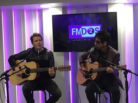 Andrés de León en #AcústicosFMDOS presentando su nueva canción, "Nos dolerá"