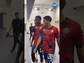 حوار بين أمرابط وفيريرا.. دخول لاعبي الوداد لإجراء الإحماءات 🗣