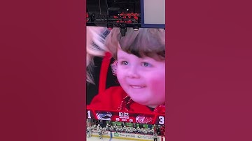 Thumbnail of Crowd Cheers For Kid