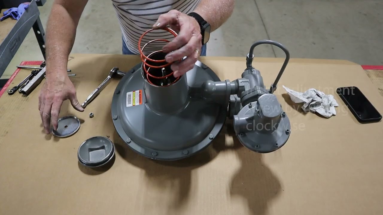 ROOTS Regulators - How to Change Closing Spring on a CL34 Regulator
