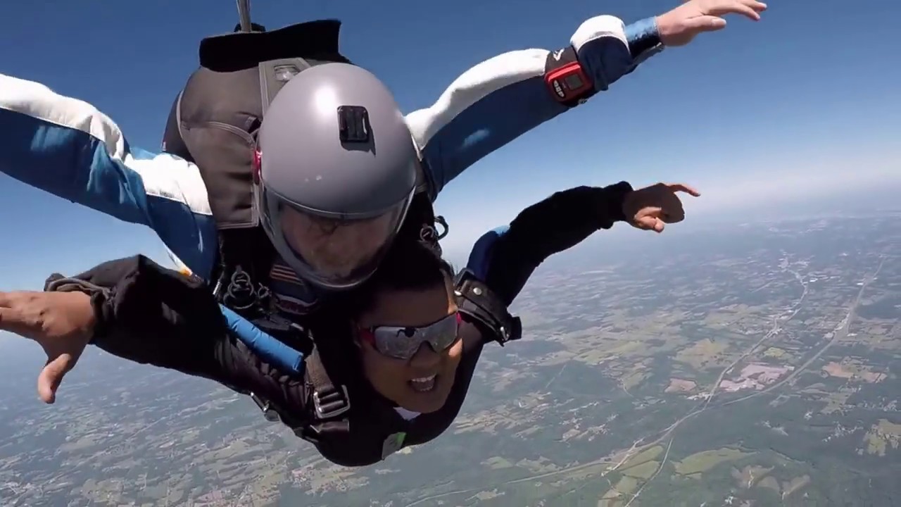 FIRST TIME SKYDIVING AWESOME!!! SKYDIVE ALABAMA!!! YouTube