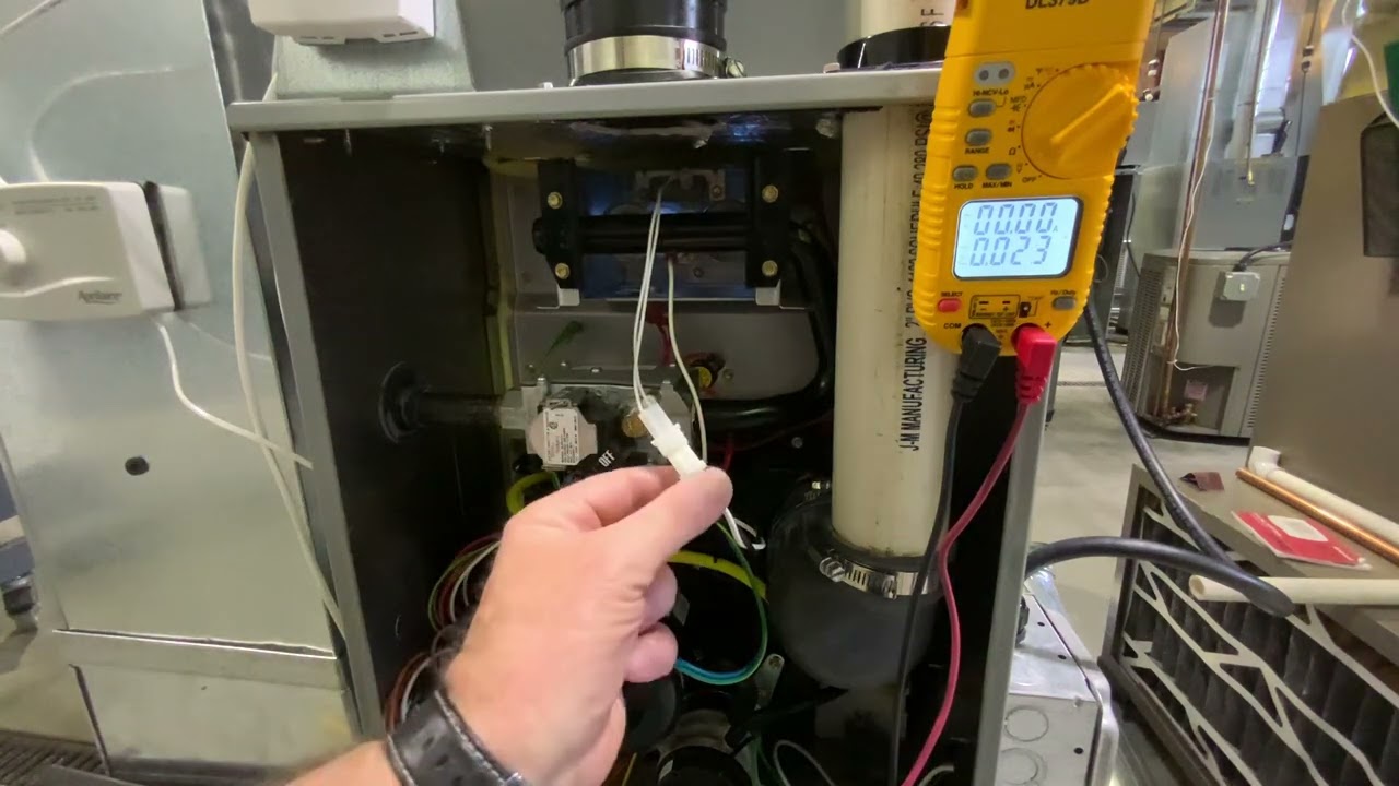 Hot Surface Ignitor Operation on a Gas Furnace