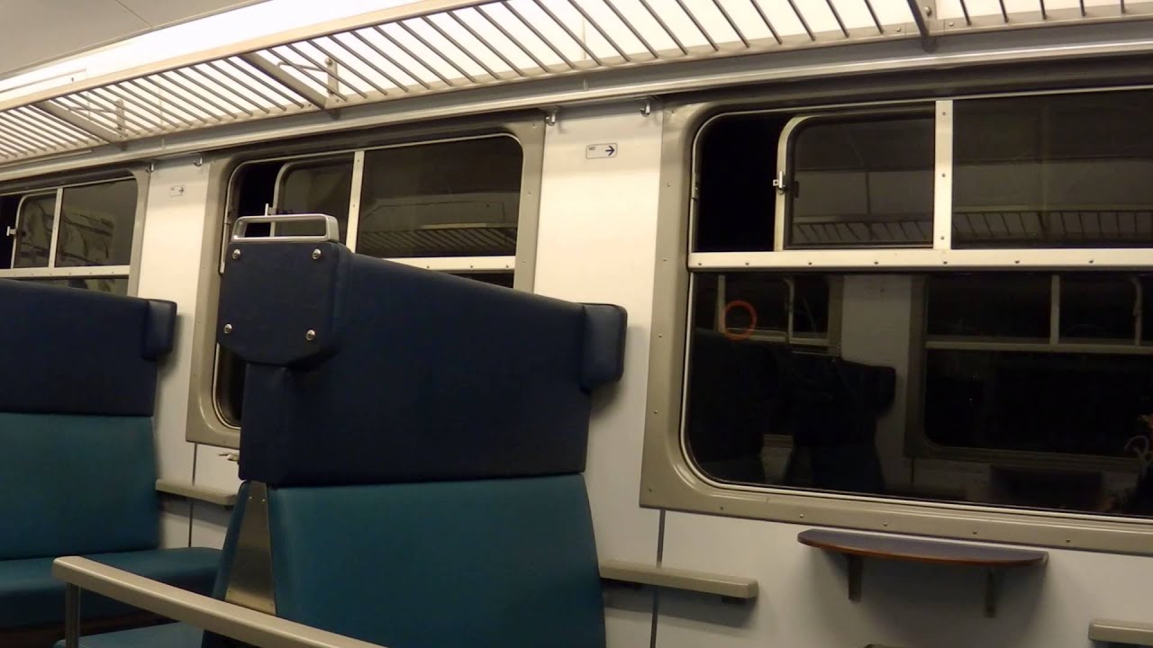 Going out of VIRM 8654 @ Railroad Station Roermond & Riding Mat '64 Plan V 454 + 453