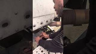 2007 Freightliner Century Cab Air bag || uninstall and install