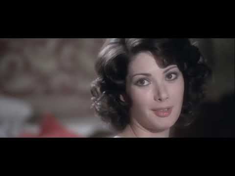Edwige Fenech Sexy Legs la poliziotta fa carriera - YouTube