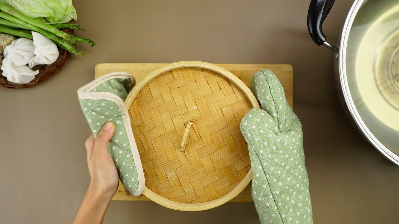 How to Use a Bamboo Steamer Basket YouTube