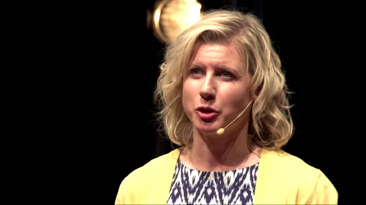 Whos In Charge of the Communication Gap? | Kelly J...