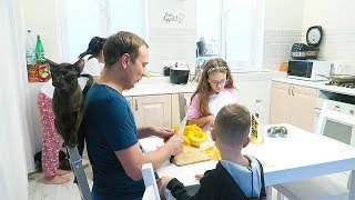 НЕДЕЛЯ ВЛОГОВ 6 ДЕНЬ: ВЫХОДНОЙ ДОМА, УЖИН С СЕМЬЕЙ, УРОКИ ;) НЕДЕЛЯ ВЛОГОВ 6 ДЕНЬ: ВЫХОДНОЙ ДОМА, УЖИН С СЕМЬЕЙ, УРОКИ ;)