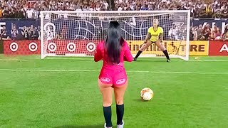 Comedy Moments In Women&#39;s Football