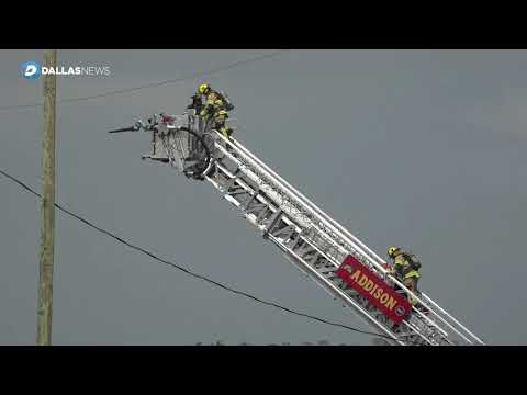 Crews battle blaze at Addison Airport after plane crashes into hangar