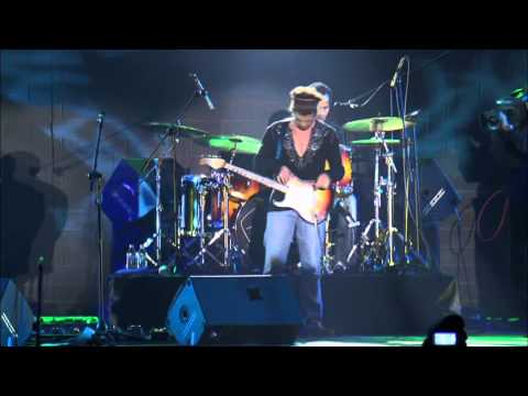 doyle-bramhall-ii---chariot---live