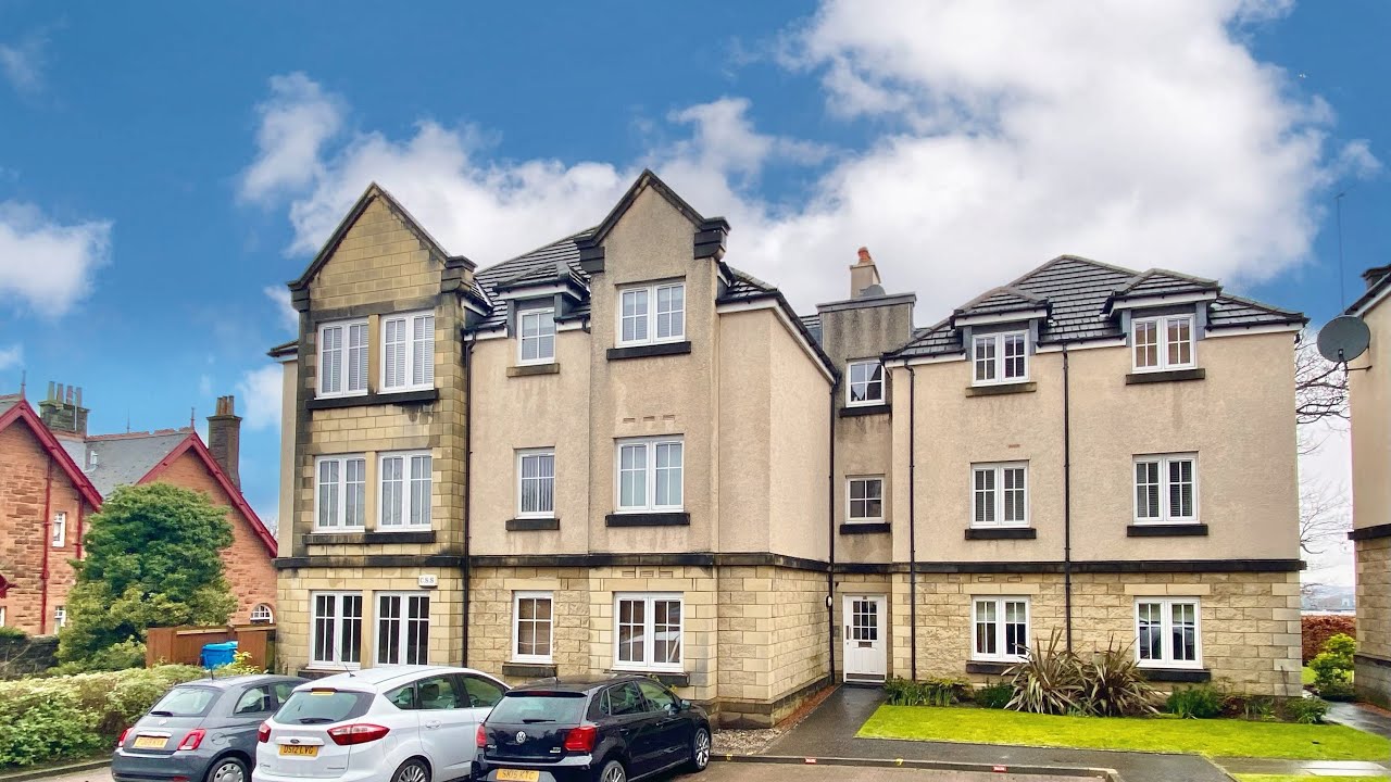 Paisley ** 2 Bedroom Top Floor Luxury Apartment** YouTube