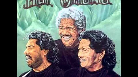 Hui Ohana " There Goes My Everything " Aloha Pumehana