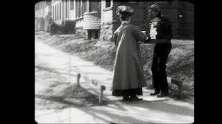 1907 Slapstick Comedy: "His First Ride" | Early Chicago Street Mayhem & Bicycle Chase