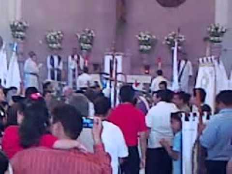 LA LLEGADA DEL SEOR OBISPO DON GERARDO DE JESUS RO...