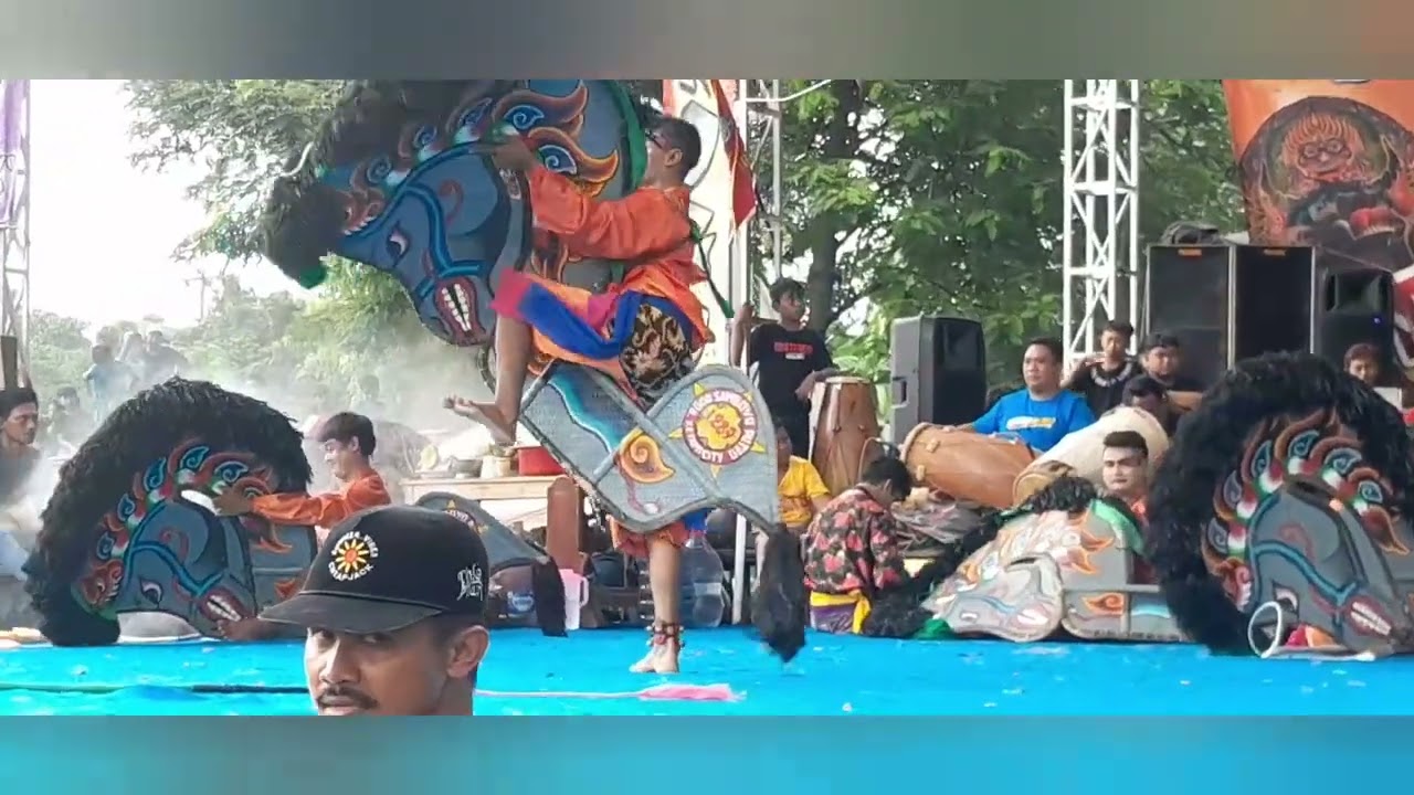 ROGO SAMBOYO PUTRO,perang celeng dan kuda kepang.Live dayu-purwoasri