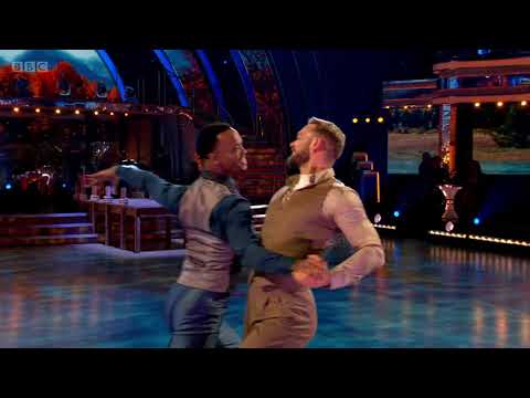 Videó: Strictly Come Dancing Recap: Andrew kastély