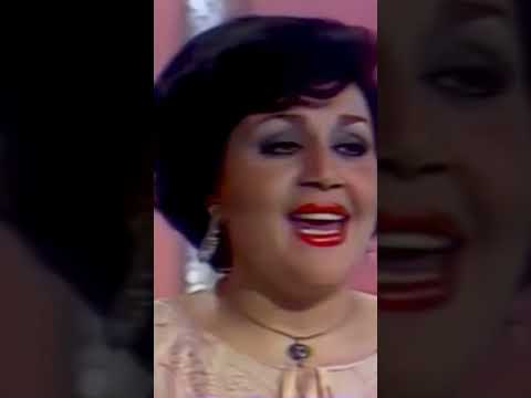 وقتی تو نیستی قلبمو واسه کی تکرار بکنم گلهای خابالودرو واسه کی بیدار بکنم