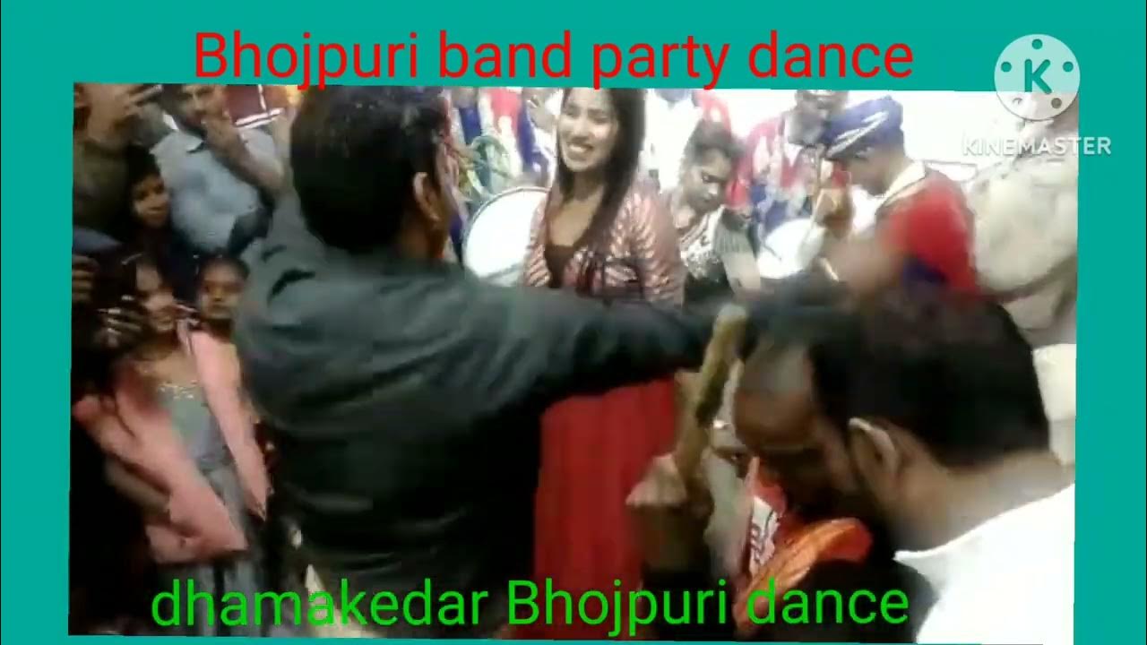 bhabhi ko aadh nanga kar holi me pelte hua