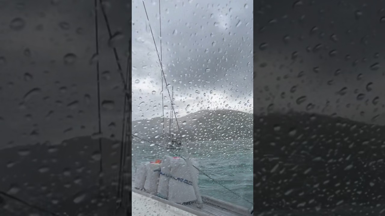 ‼️RIGHT NOW!‼️MAJOR STORM HITS THE CARIBBEAN !! ⛵️🌊🌪️