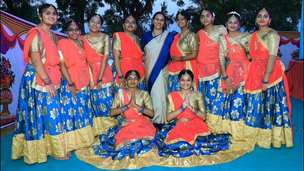 Prayer Dance - Annual Day Function of English Medium : 2022-23 - YouTube