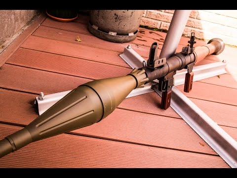 Vidéo: Un lance-roquettes est-il un type d'arme ?