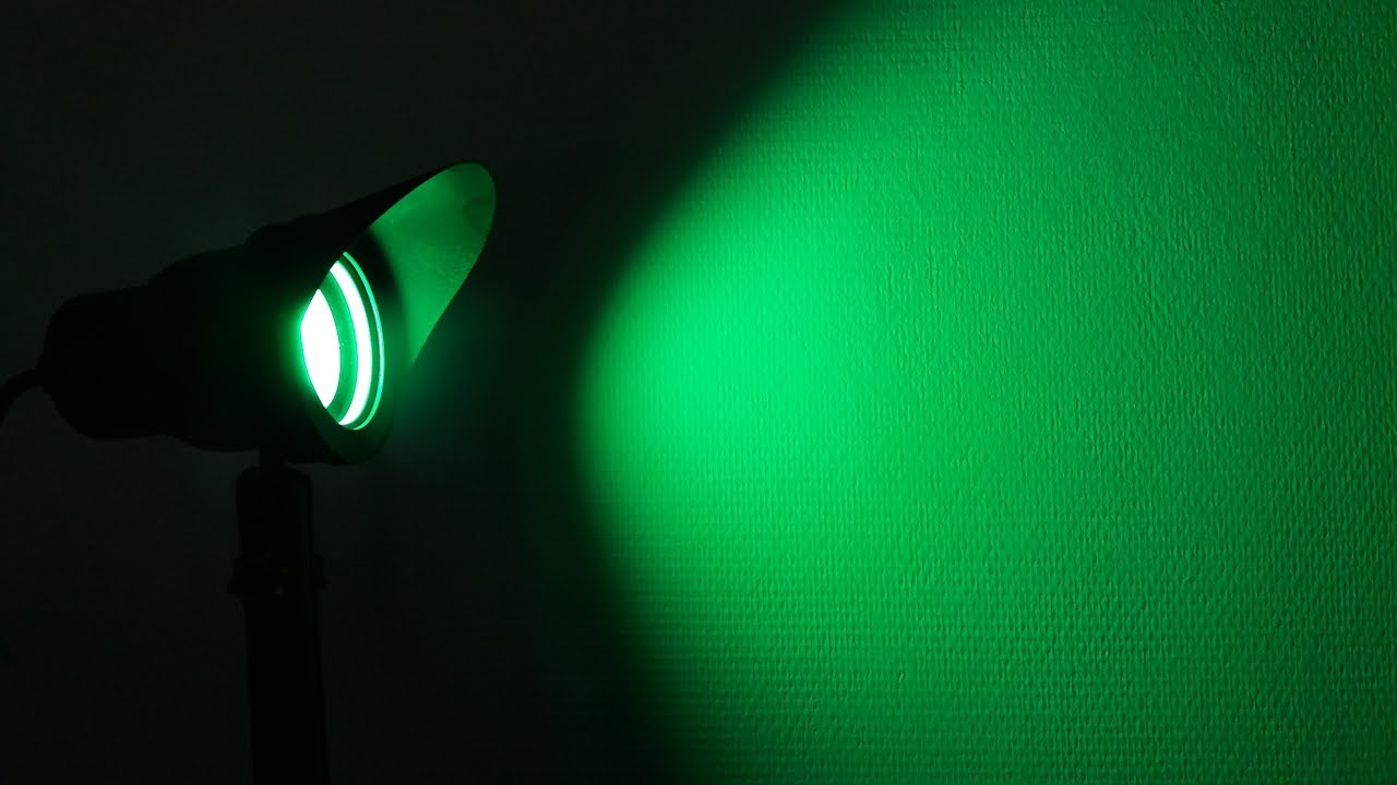 Easy Connect. Ampoule LED verte GU10 MR20 4W réf.66842. Eclairage