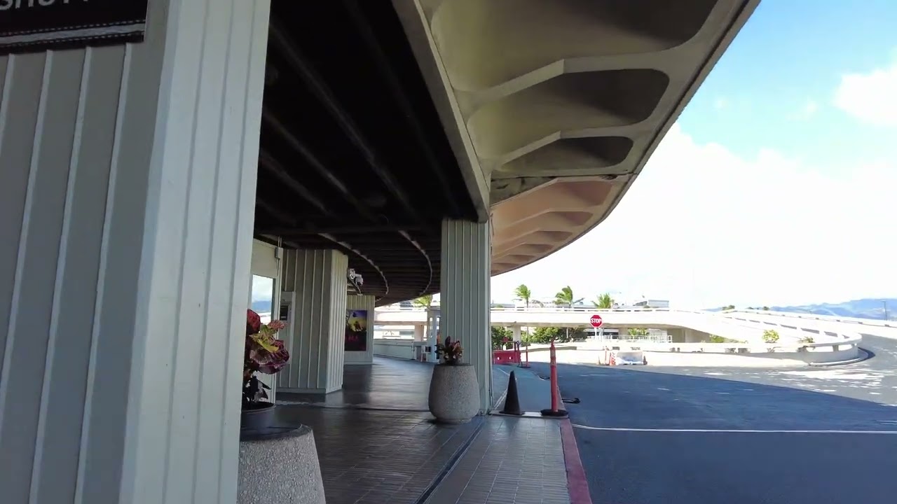 Hawaii Honolulu Airport    NY Walk around 2025