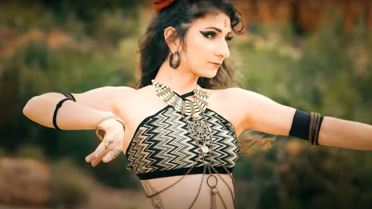 ADVENTURE IN ISTANBUL // Tribal Fusion Bellydance by Laetitia Hanna