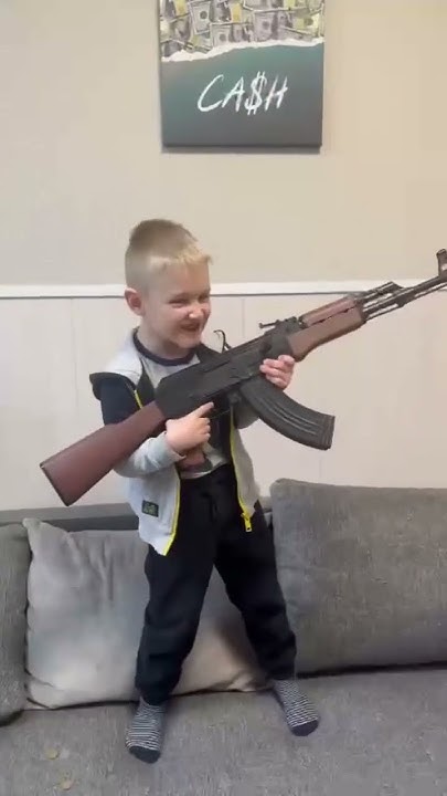 Когда меня рожали мусора дрожали😎🔫#инстасамка #instasamka #shots - YouTube