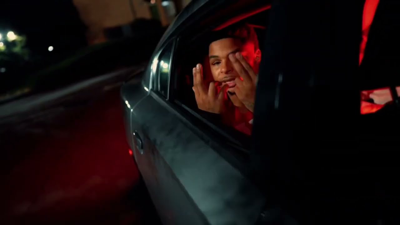 Guarda Dwick - Bump Fire (Official Video) su YouTube Guarda Dwick - Bump Fire (Official Video) su YouTube