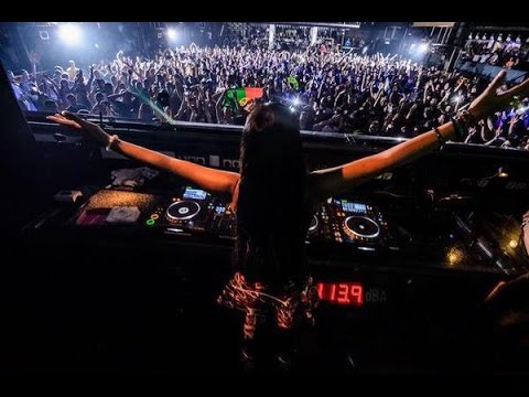 Fatima Hajji (Techno Set) @ CODE 107 (Fabrik, Madrid)