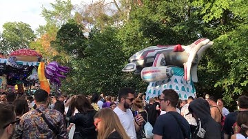 Elrow @ WCD Pool Sessions 2019 ~ Rowmuda Triangle // Konfetti