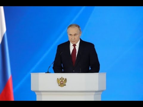 Путин награждает Героев России в Кремле