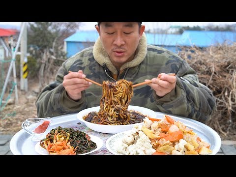 짜장면과 탕수육이 땡기는 날~(jajangmyeon(Black bean <strong>sauce</strong> noodles) Mukbang eating <strong>show</strong>