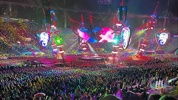 Ed Sheeran sings Afterglow Acapella when his guitar fails live on stage in Munich.