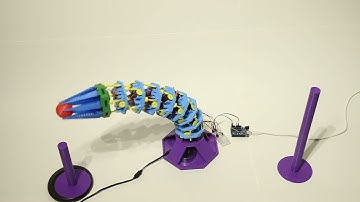 Many-Joint Robot Arm Control with Recurrent Spiking Neural Networks