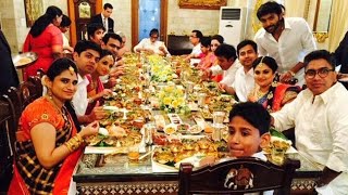 Amitabh Bachchan and Nagarjuna Feast at Prabhu House | Hot Tamil Cinema News(Amitabh Bachchan, who went to Chennai recently, not only got nostalgic about the city, but also visited the house of the legendary actor Sivaji Ganesan., 2015-04-21T16:40:44.000Z)