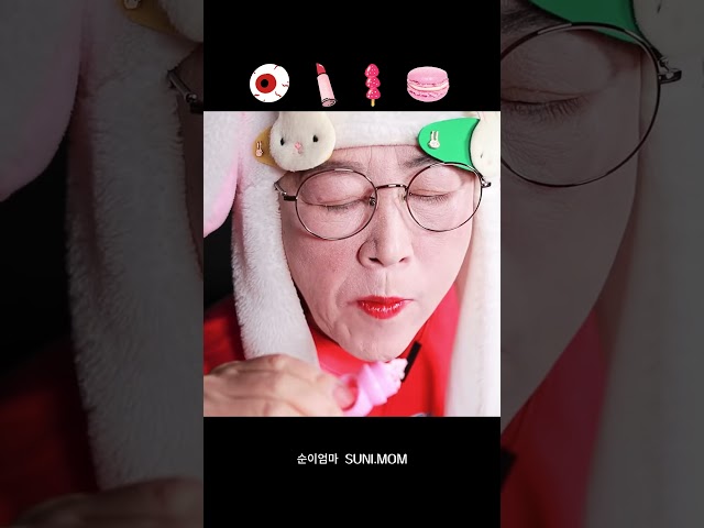 ASMR MUKBANG 모든 빨간색 음식 먹방 2 , 대왕 젤리, 탕후루, 마카롱, 락캔디 RED FOOD EATING SOUNDS  #shorts